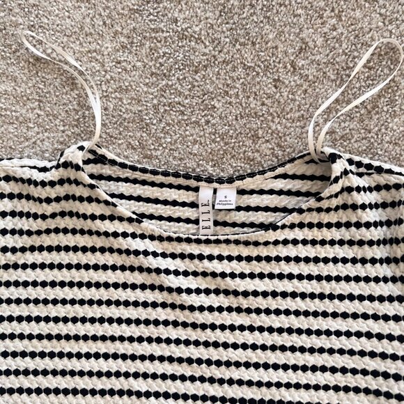 Minimalist Striped Black and White Bishop Sleeve Top with Lettuce Hem - Picture 4 of 8